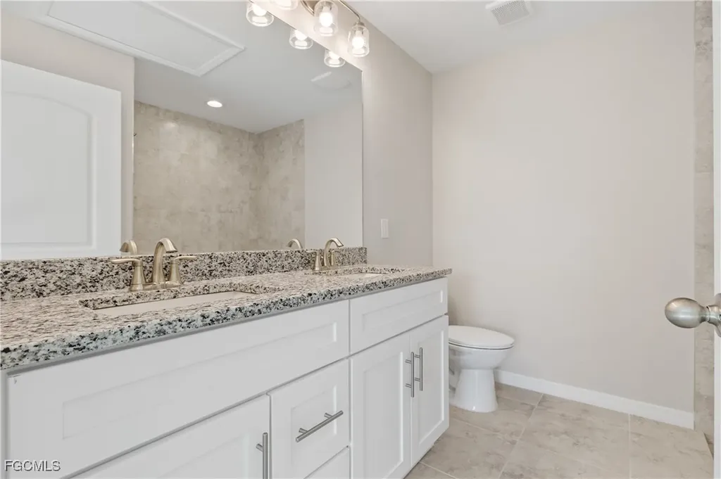 2052 NW 17th Street Cape Coral FL 33993