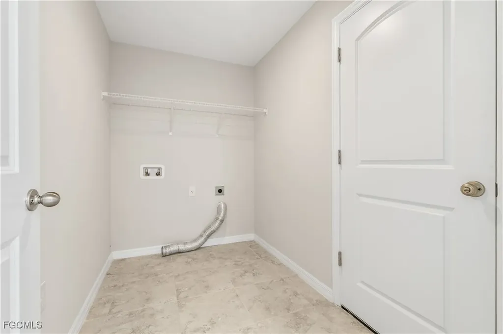 2052 NW 17th Street Cape Coral FL 33993
