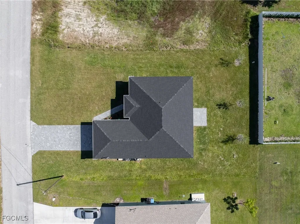 2052 NW 17th Street Cape Coral FL 33993