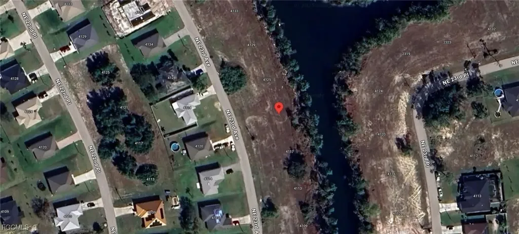 4121 NE 23rd Avenue Cape Coral FL 33909