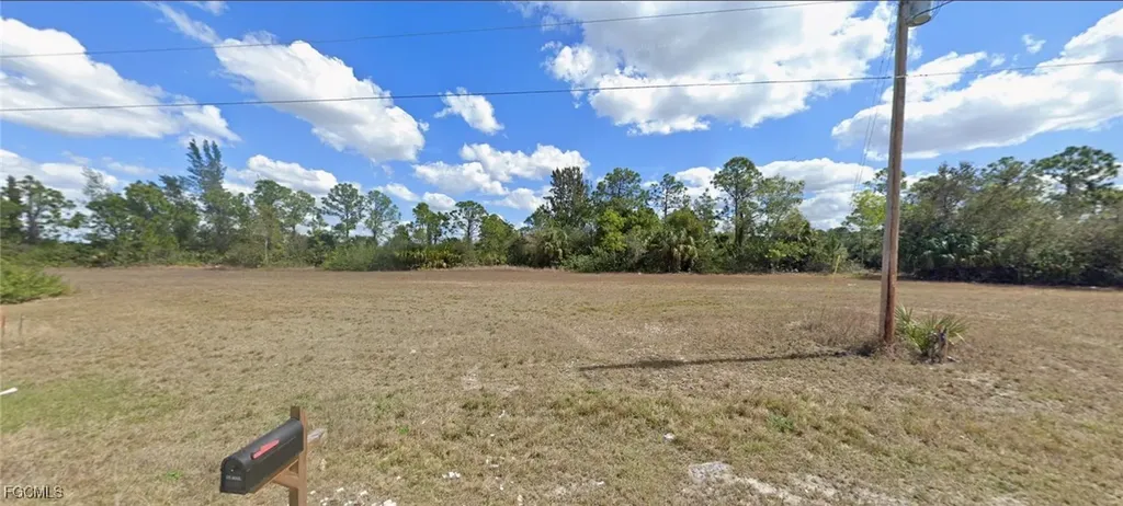 4121 NE 23rd Avenue Cape Coral FL 33909