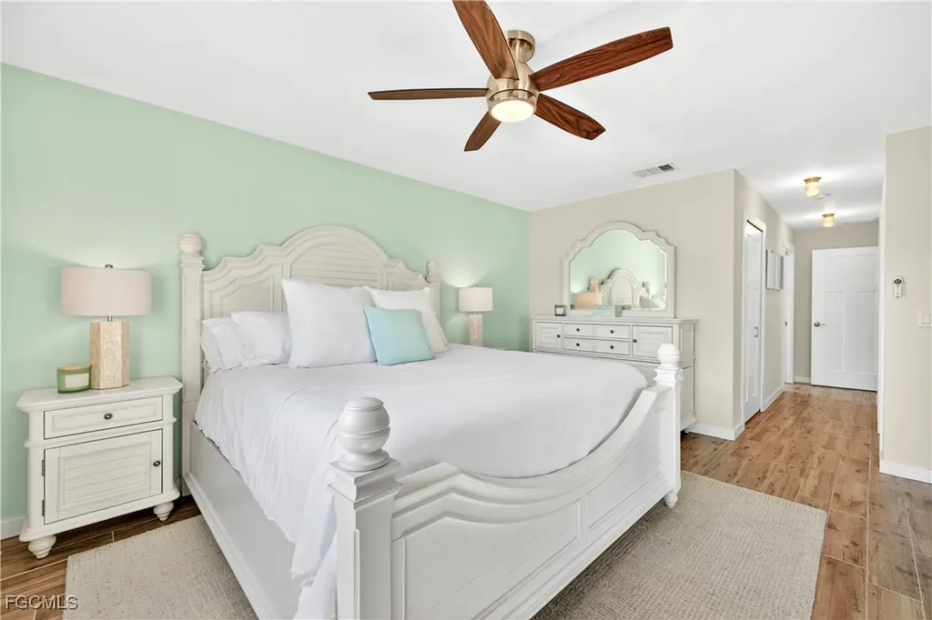 2701 SW 4th Avenue Cape Coral FL 33914