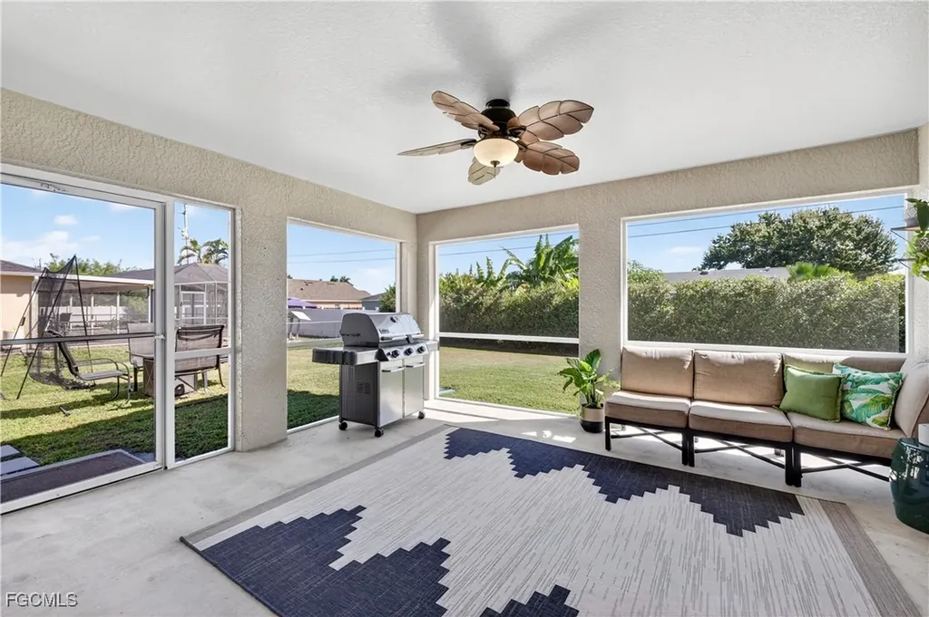 2701 SW 4th Avenue Cape Coral FL 33914