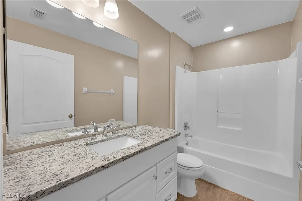 1621 NW 18th Street Cape Coral FL 33993