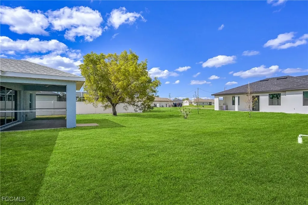 1621 NW 18th Street Cape Coral FL 33993