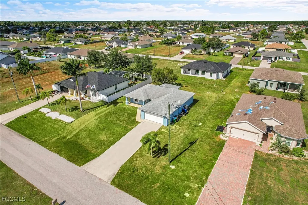 1621 NW 18th Street Cape Coral FL 33993