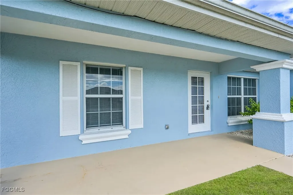 1621 NW 18th Street Cape Coral FL 33993