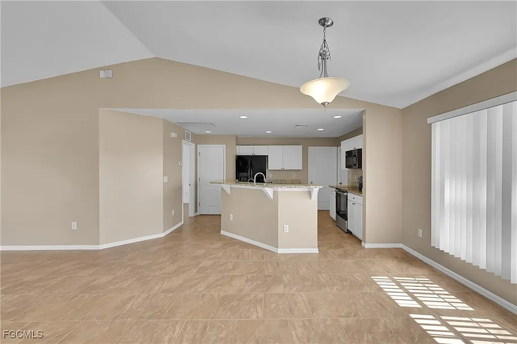 1621 NW 18th Street Cape Coral FL 33993