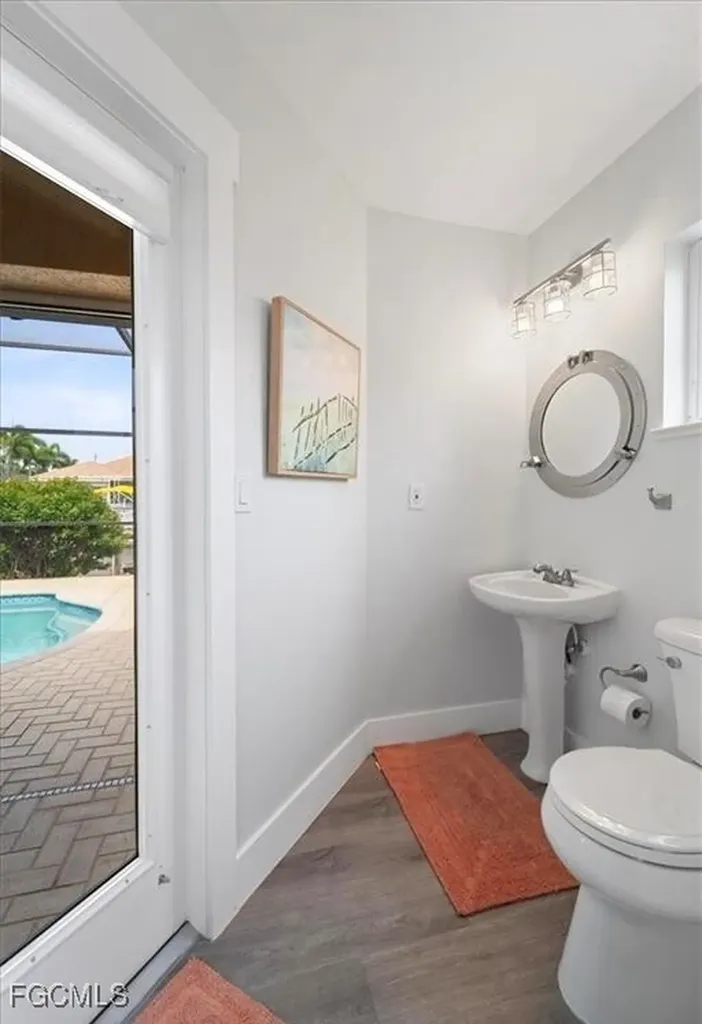 4921 SW 11th Place Cape Coral FL 33914