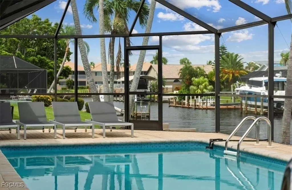 4921 SW 11th Place Cape Coral FL 33914