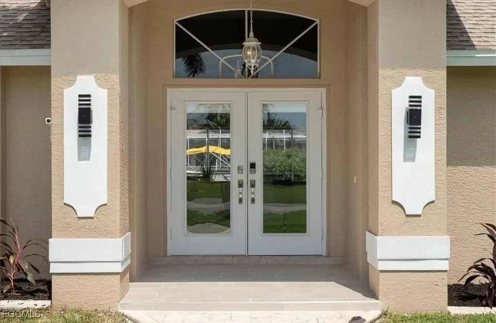 4921 SW 11th Place Cape Coral FL 33914