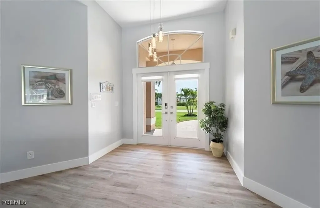 4921 SW 11th Place Cape Coral FL 33914