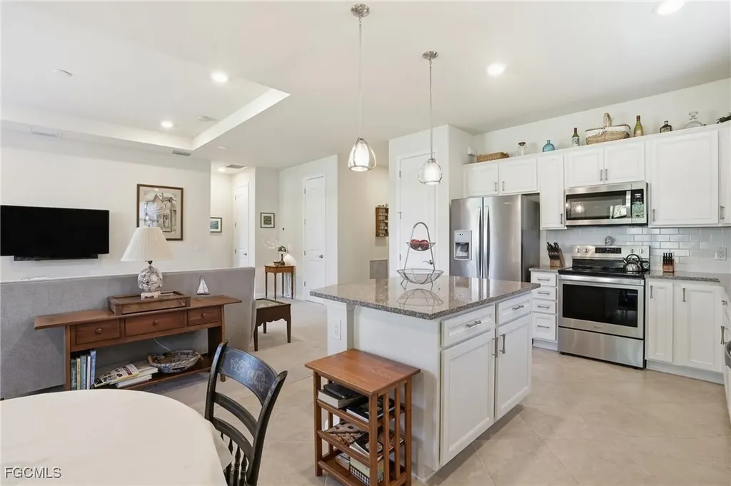 16083 Mistflower Drive Alva FL 33920