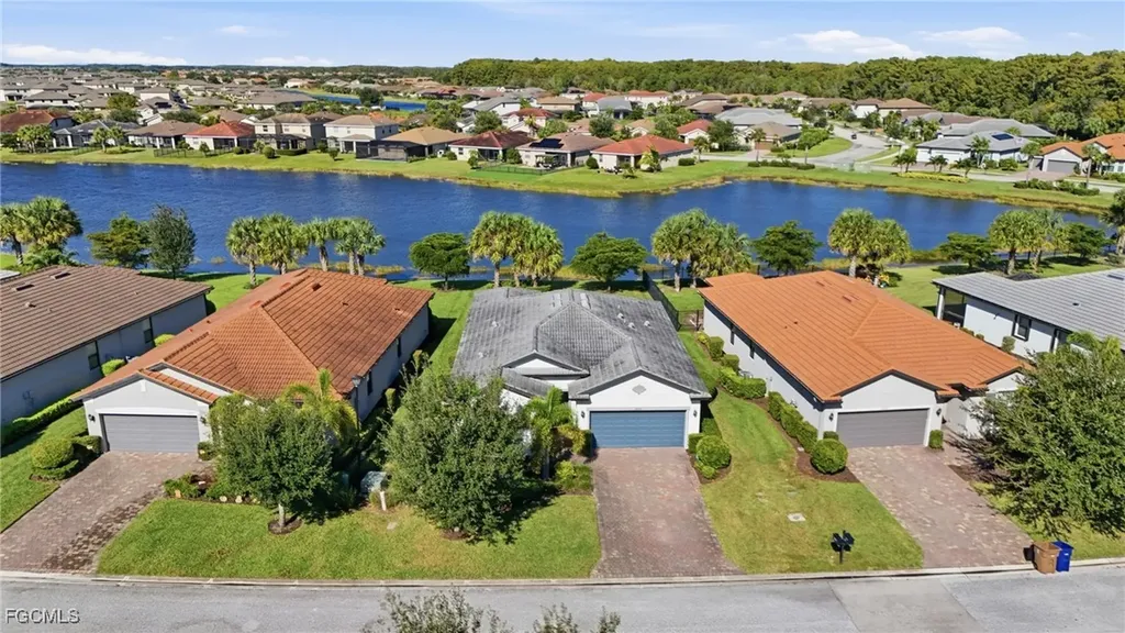 16083 Mistflower Drive Alva FL 33920