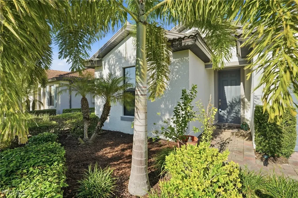 16083 Mistflower Drive Alva FL 33920