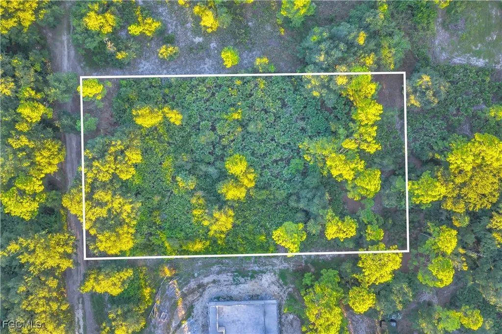 7547 22nd Place Labelle FL 33935