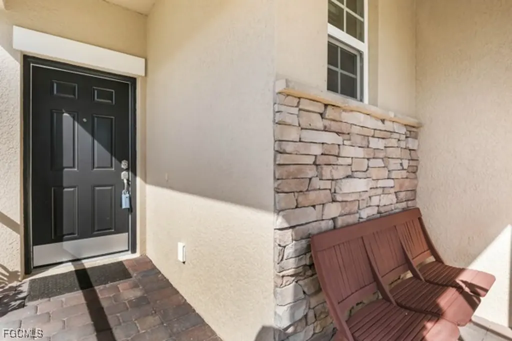 2197 Summersweet Drive Alva FL 33920