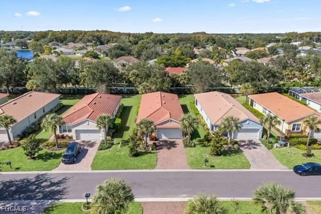 2197 Summersweet Drive Alva FL 33920