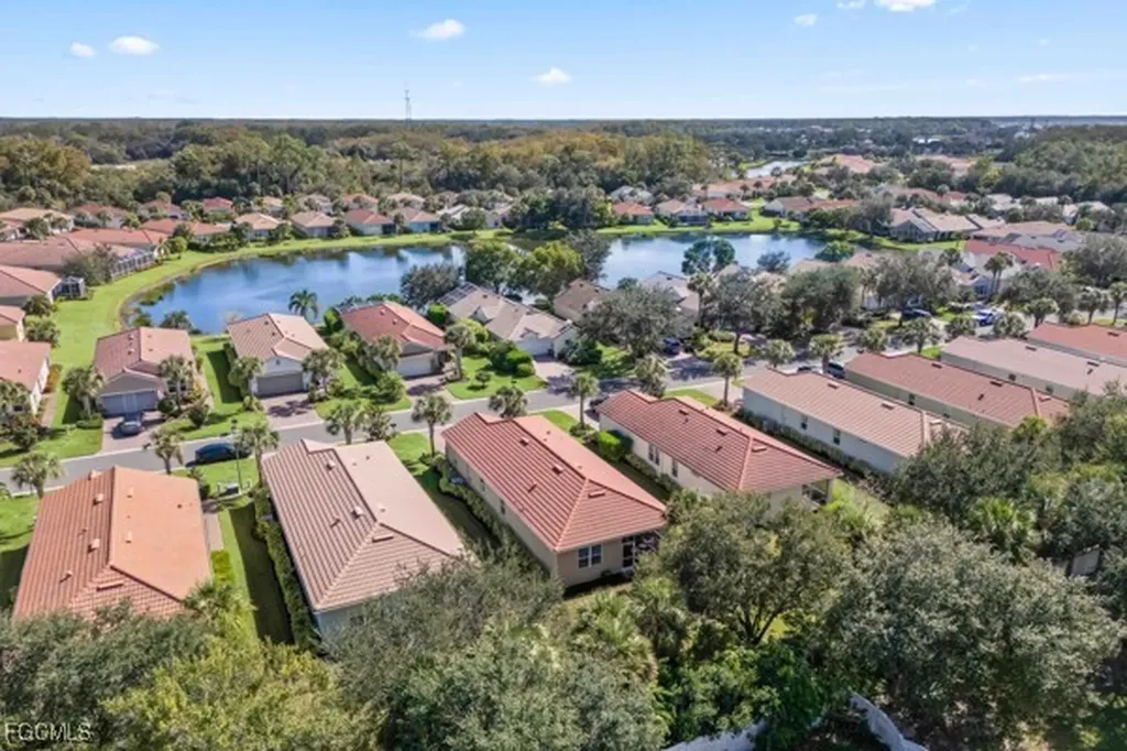 2197 Summersweet Drive Alva FL 33920