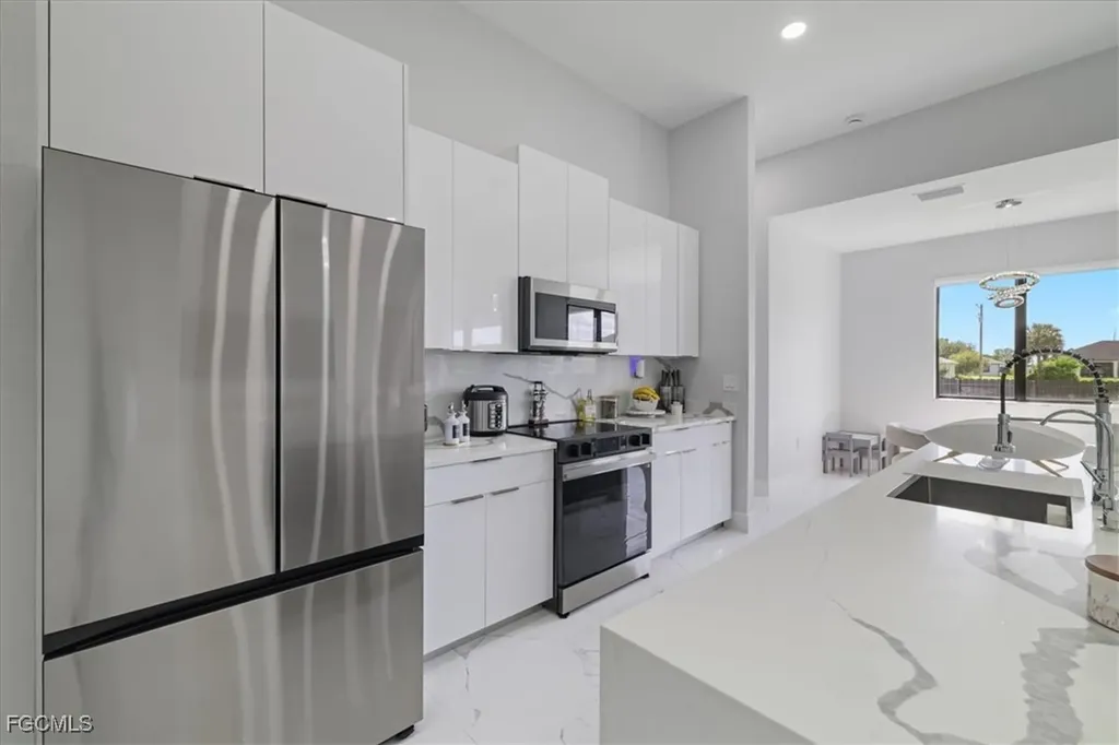 1310 NW 10th Terrace Cape Coral FL 33993