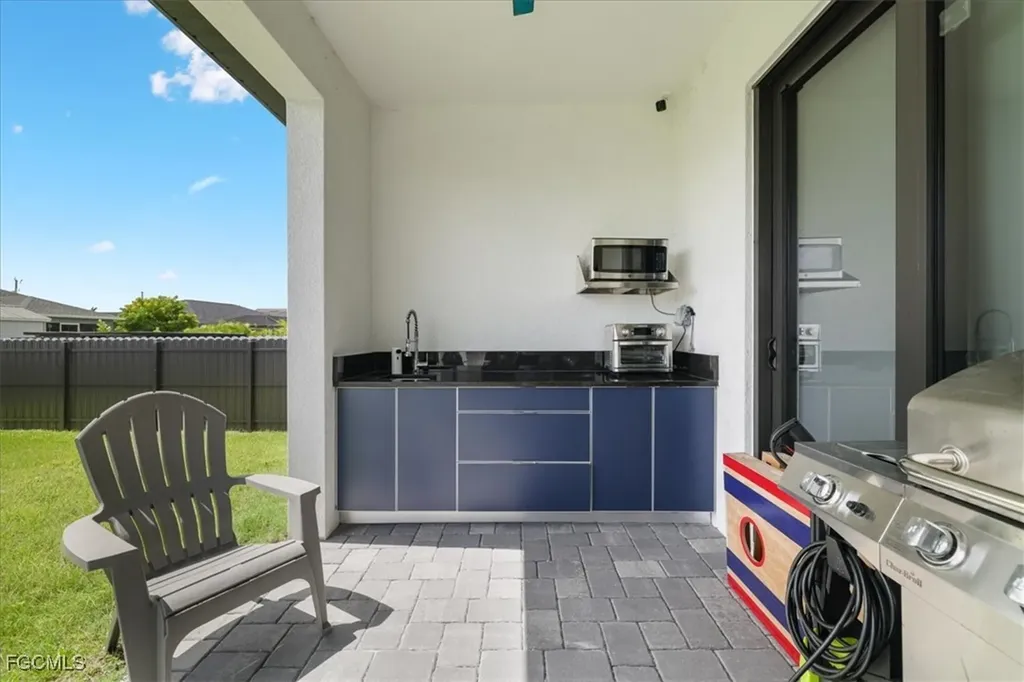 1310 NW 10th Terrace Cape Coral FL 33993