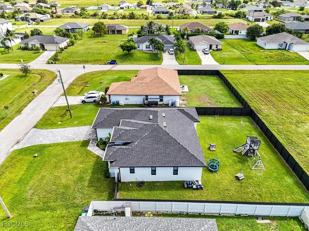 1310 NW 10th Terrace Cape Coral FL 33993