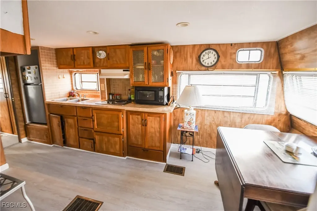 8628 Firwood Drive Estero FL 33928