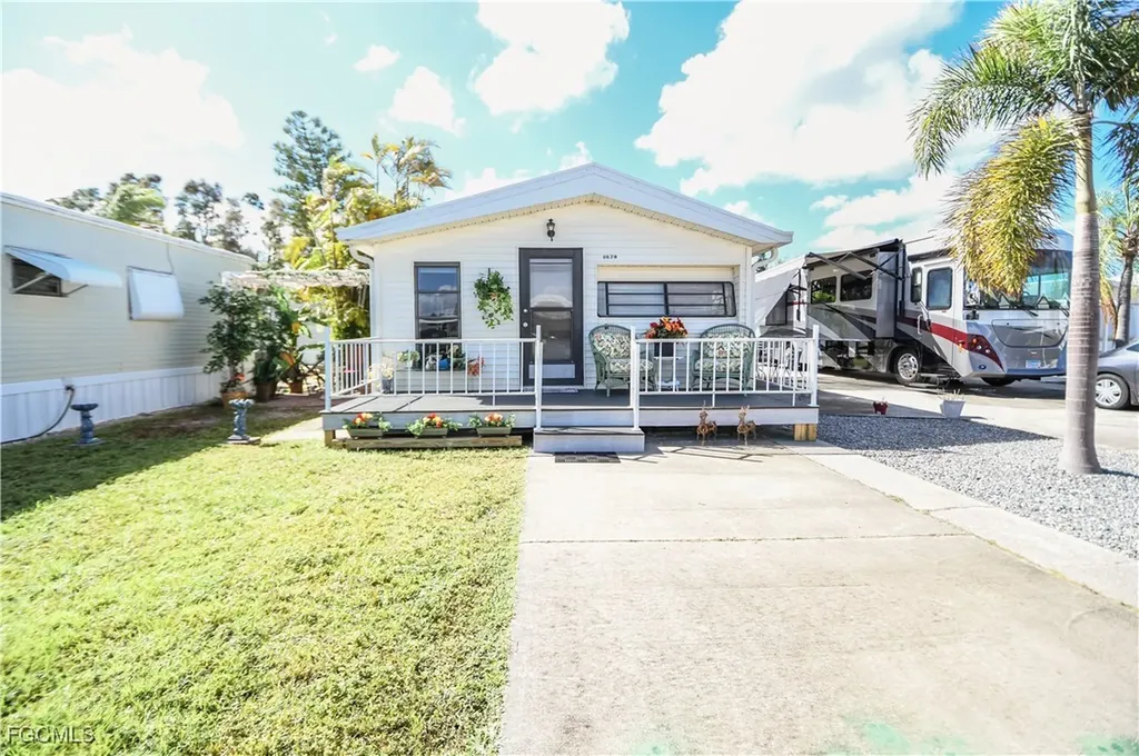 8628 Firwood Drive Estero FL 33928