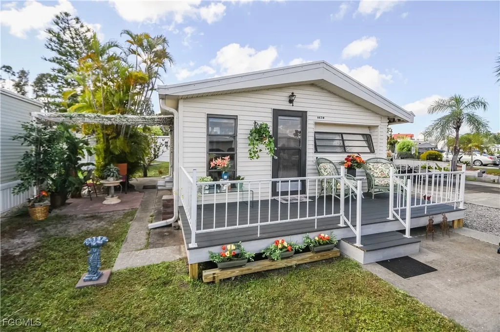 8628 Firwood Drive Estero FL 33928