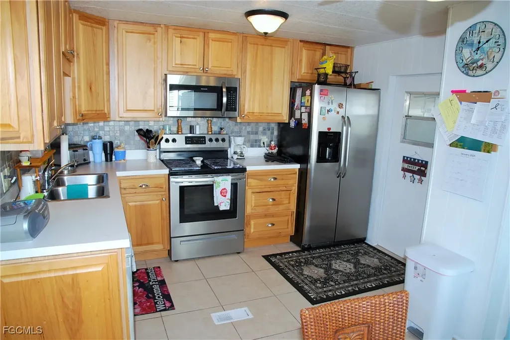 80 Snead Drive North Fort Myers FL 33903