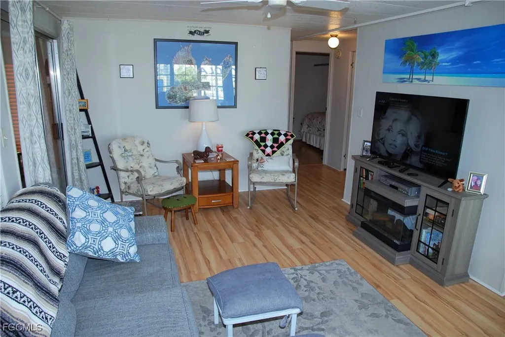 80 Snead Drive North Fort Myers FL 33903