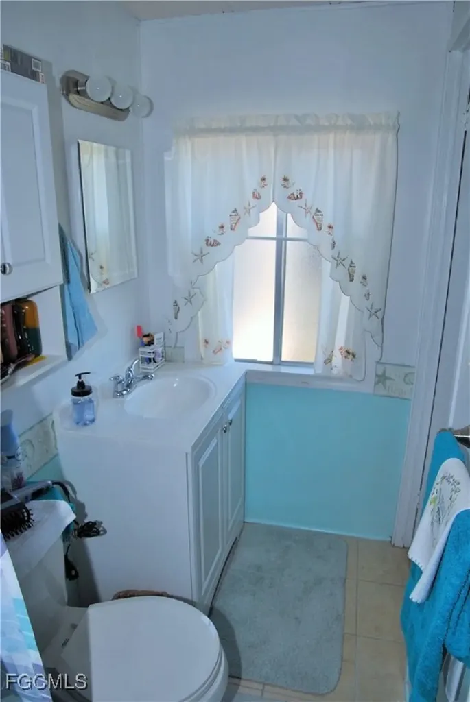 80 Snead Drive North Fort Myers FL 33903