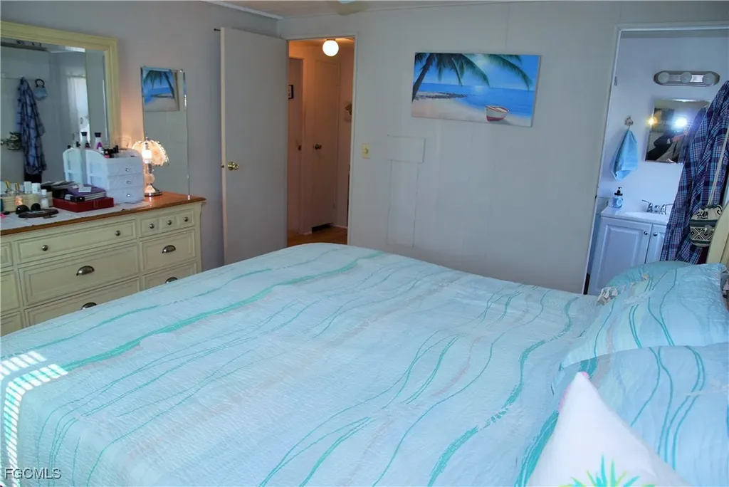 80 Snead Drive North Fort Myers FL 33903