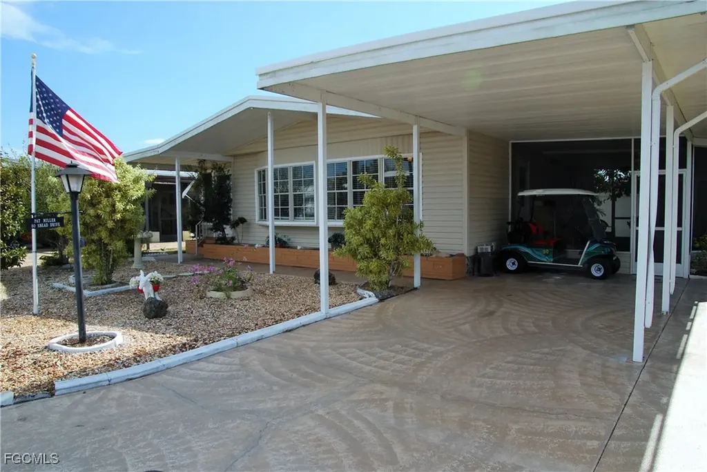 80 Snead Drive North Fort Myers FL 33903