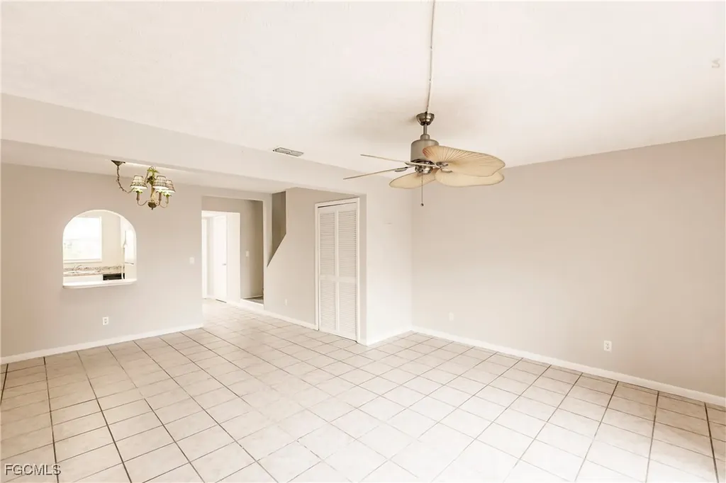 1123 SW 48th Terrace Cape Coral FL 33914