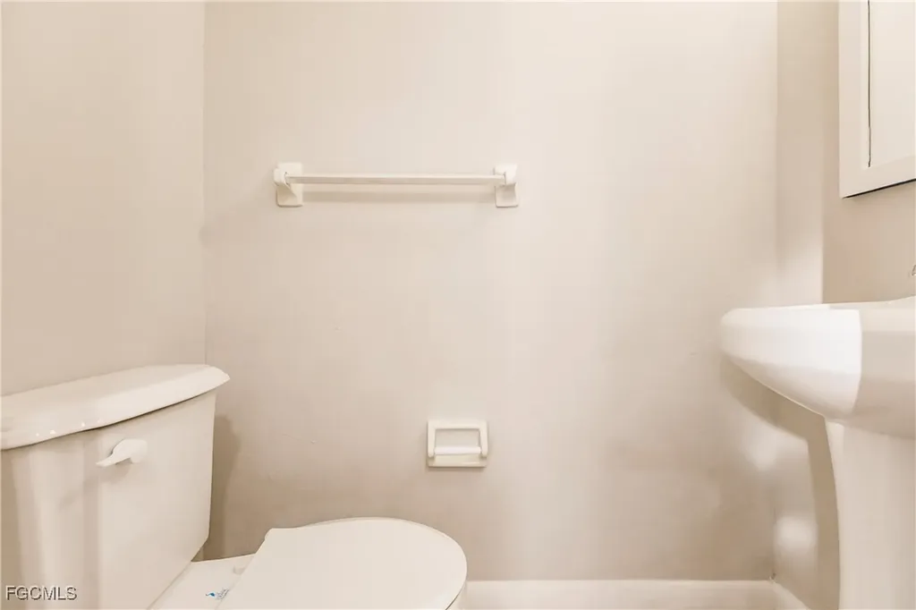 1123 SW 48th Terrace Cape Coral FL 33914