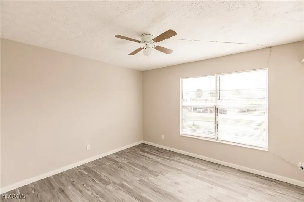 1123 SW 48th Terrace Cape Coral FL 33914