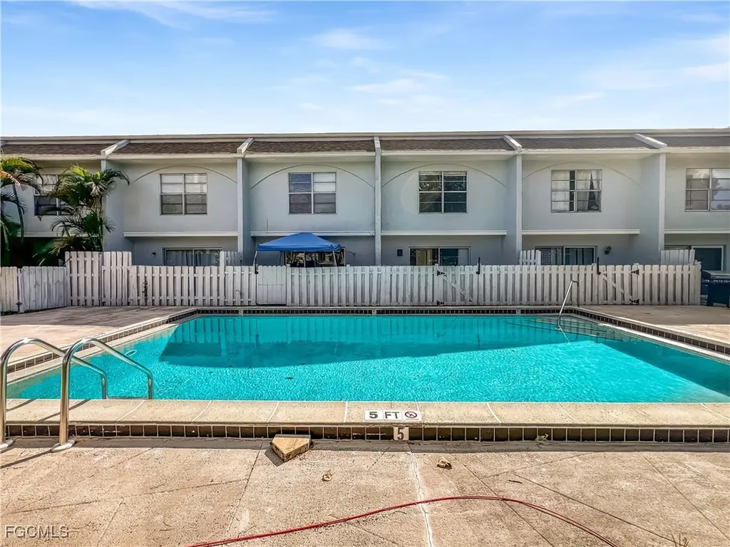 1123 SW 48th Terrace Cape Coral FL 33914