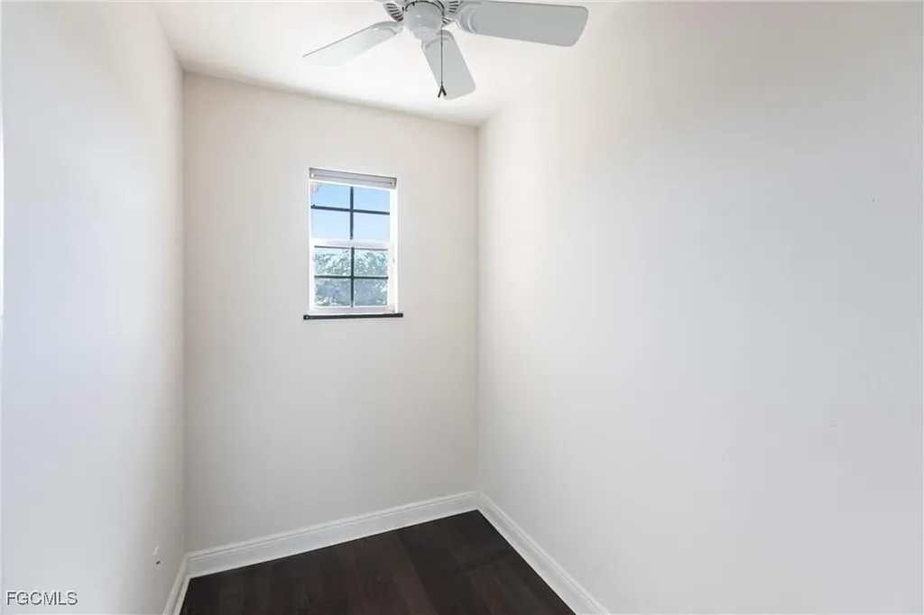 4610 SE 5th Place Cape Coral FL 33904