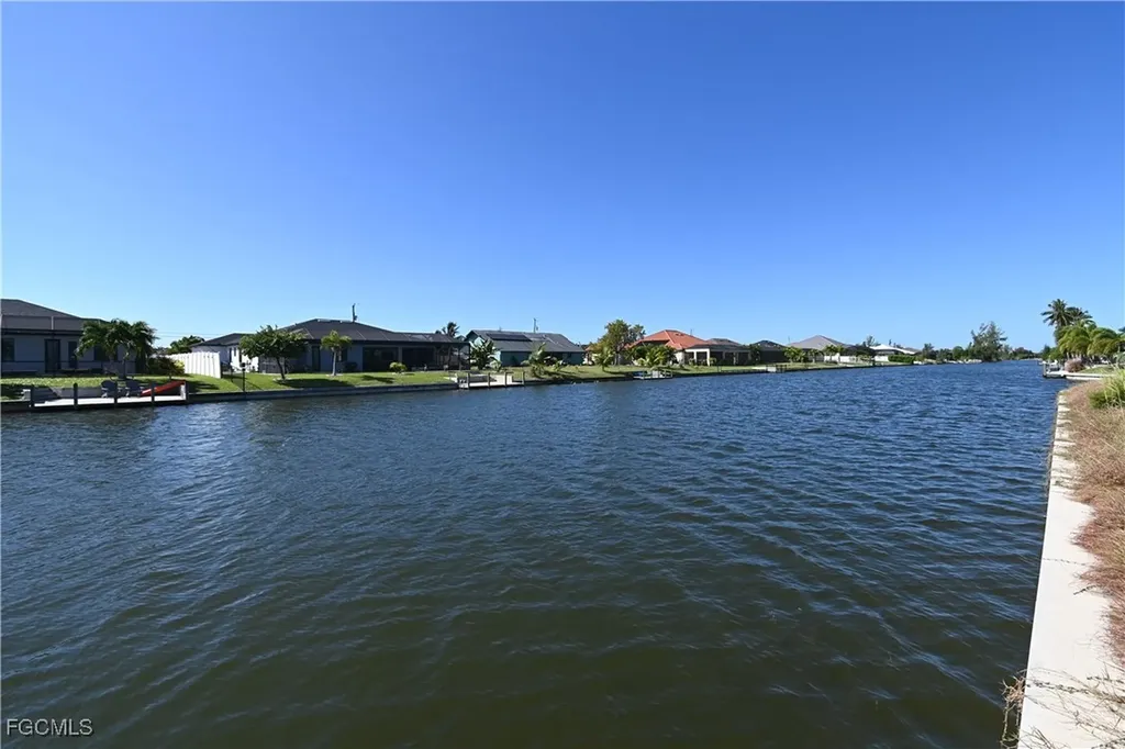 216 SW 20th Street Cape Coral FL 33991