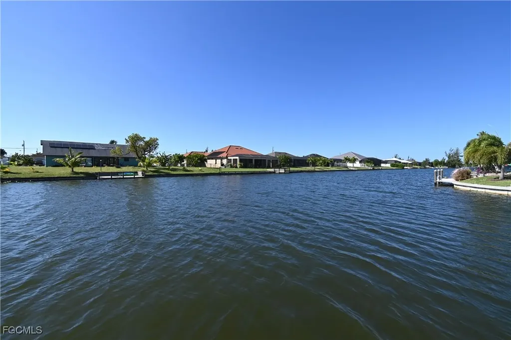 216 SW 20th Street Cape Coral FL 33991