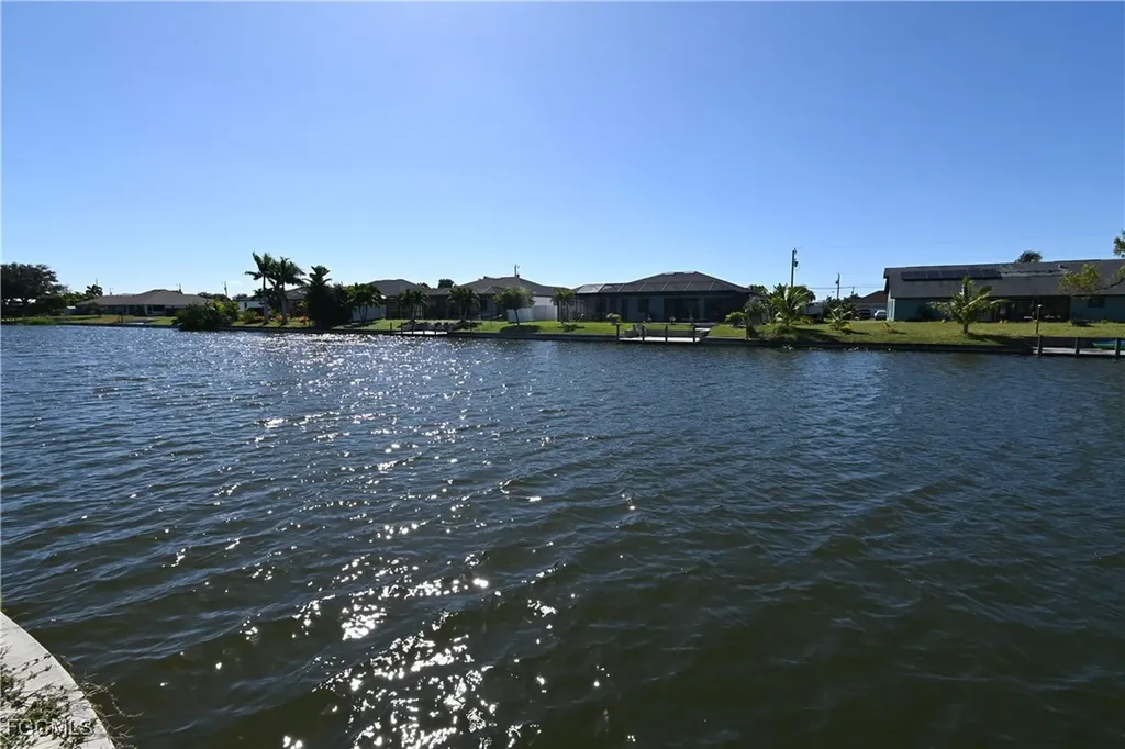 216 SW 20th Street Cape Coral FL 33991