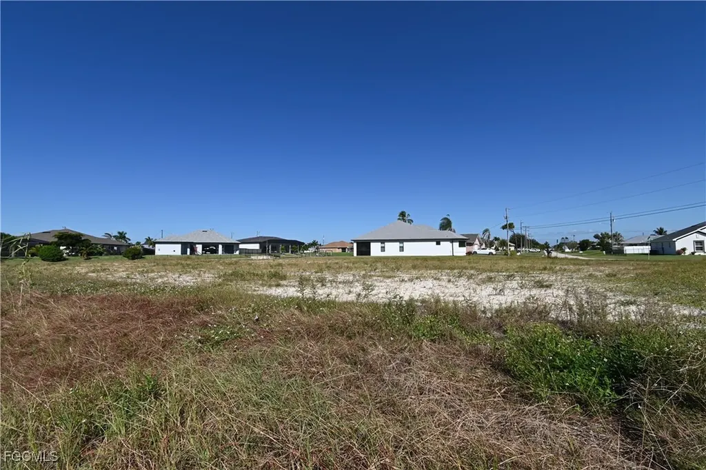 216 SW 20th Street Cape Coral FL 33991