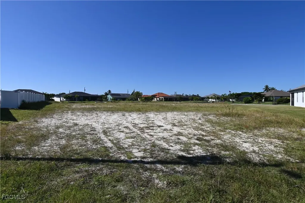 216 SW 20th Street Cape Coral FL 33991