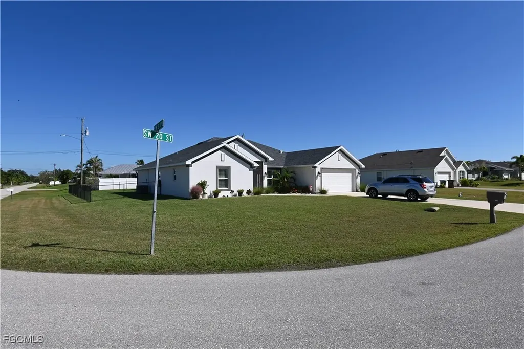 216 SW 20th Street Cape Coral FL 33991