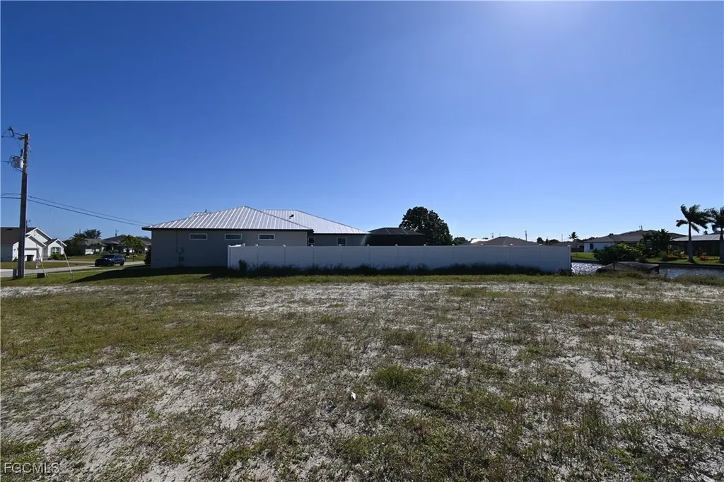 216 SW 20th Street Cape Coral FL 33991