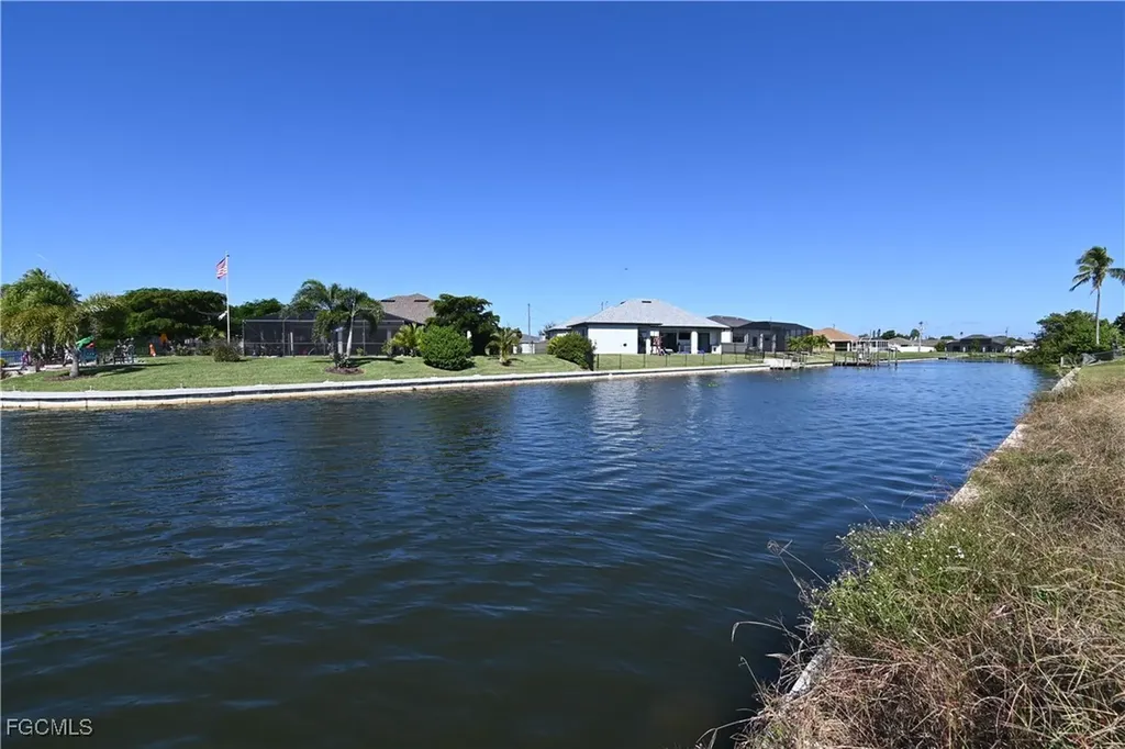216 SW 20th Street Cape Coral FL 33991