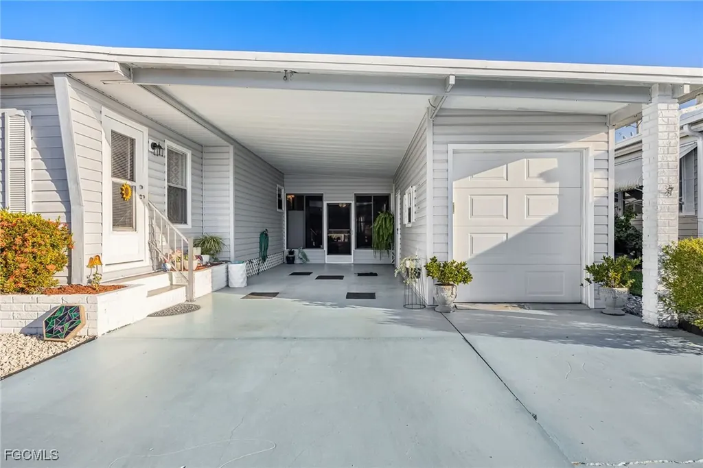 229 Trevino Court North Fort Myers FL 33903