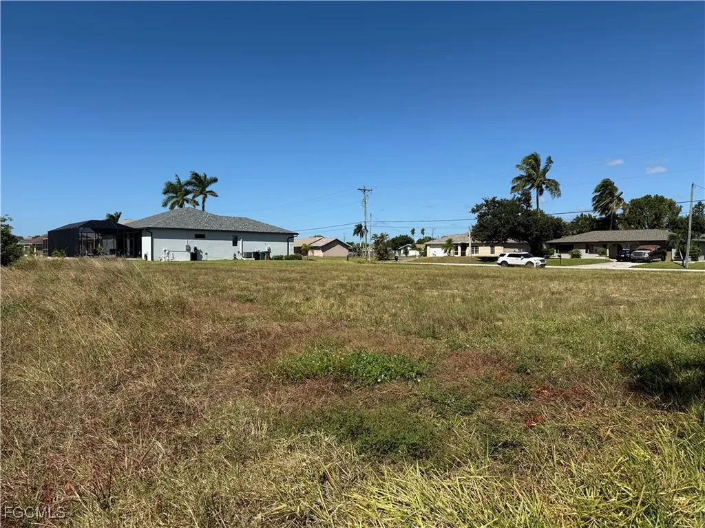 118 SW 31st Terrace Cape Coral FL 33914