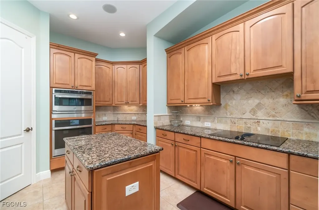 16024 Herons View Drive Alva FL 33920